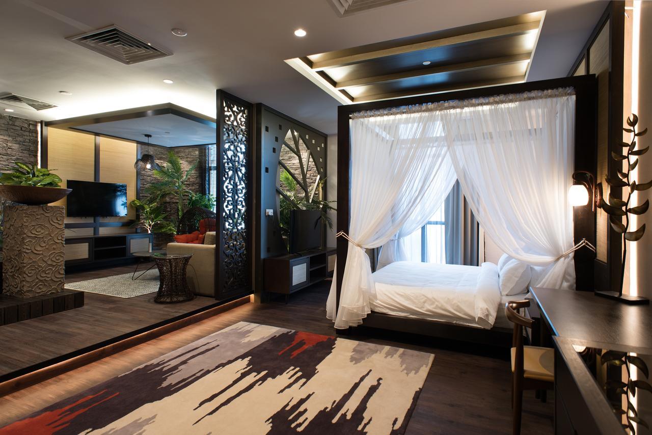 Vangohh Eminent Hotel & Spa Bukit Mertajam Exterior photo