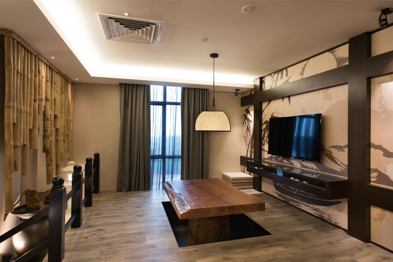 Vangohh Eminent Hotel & Spa Bukit Mertajam Exterior photo